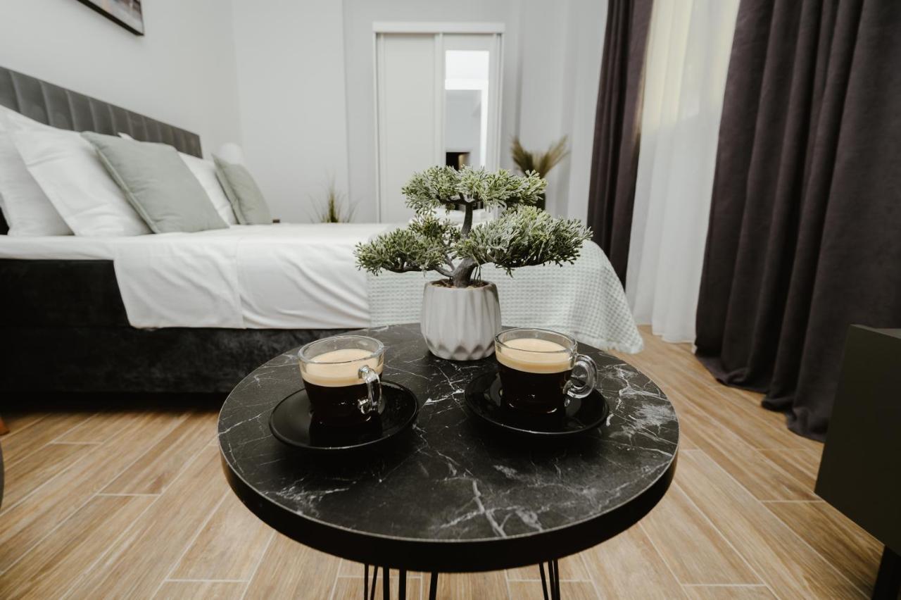 M & N Guesthouse Волос Экстерьер фото